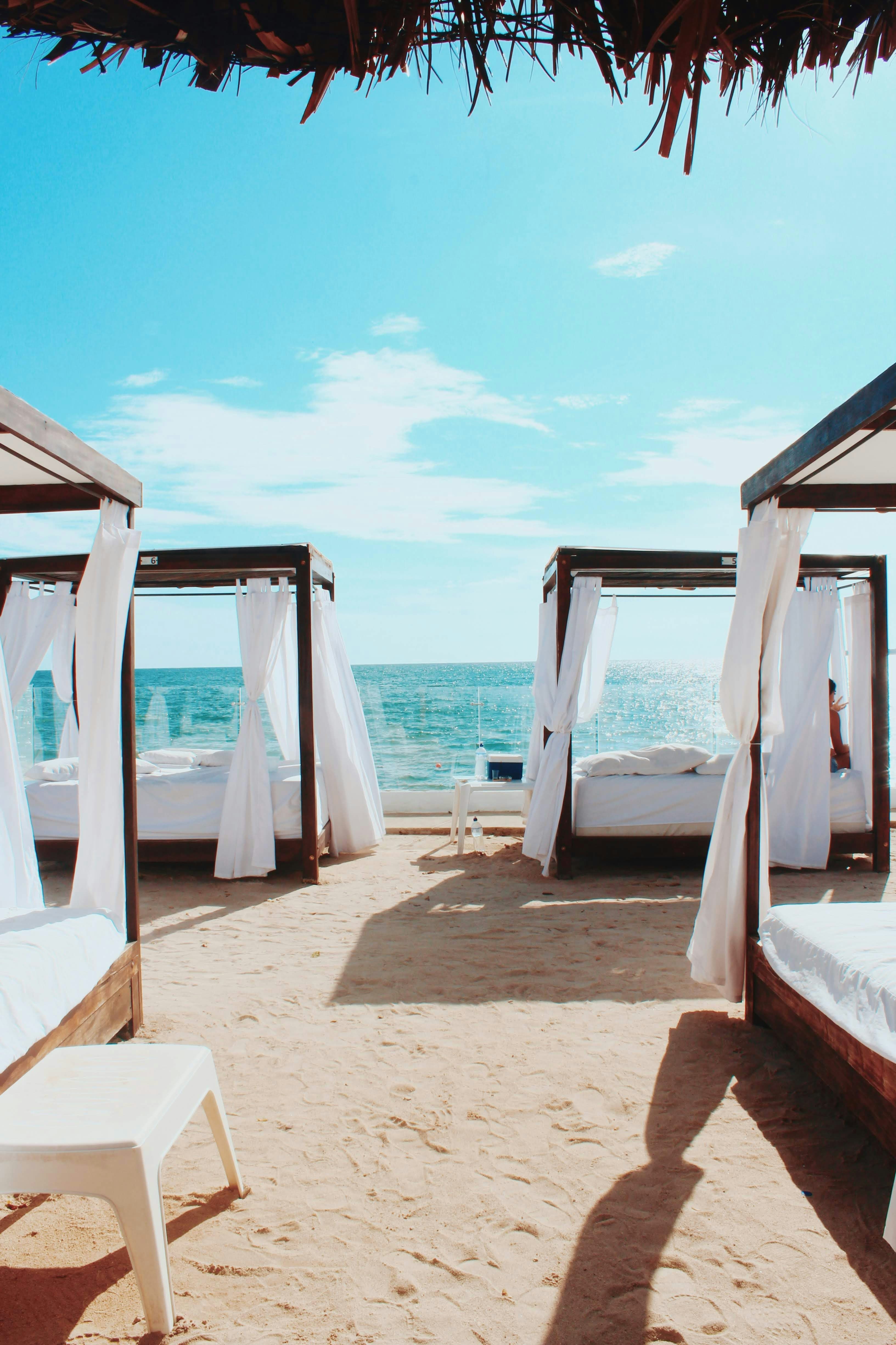 Riva Beach Club — lettini sul mare